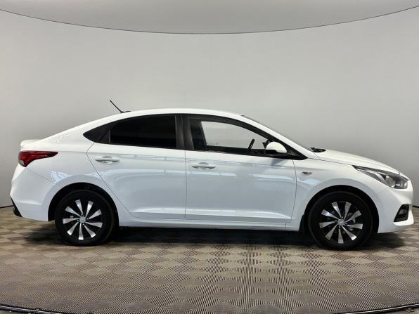 Hyundai Solaris II с пробегом 2019 года, цена 1 439 000 рублей, 96262 км, седан, Автокод Объявления