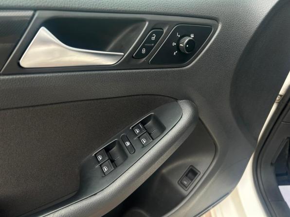 Volkswagen Jetta VI с пробегом 2012 года, цена 590 000 рублей, 291544 км, седан, Автокод Объявления