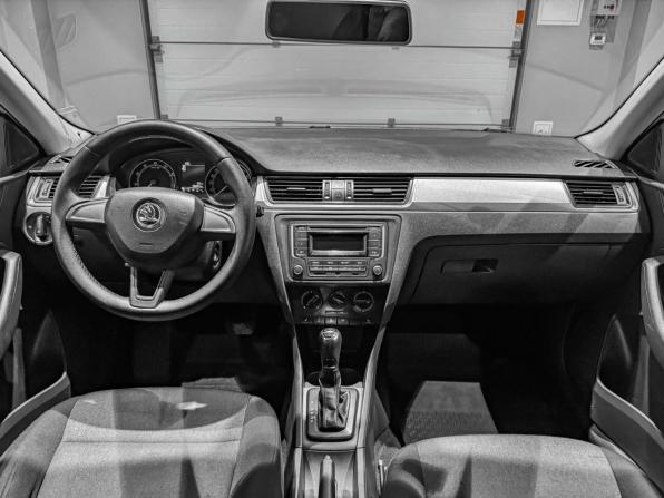 Skoda Rapid I Рестайлинг с пробегом 2017 года, цена 1 256 906 рублей, 98284 км, лифтбек, Автокод Объявления