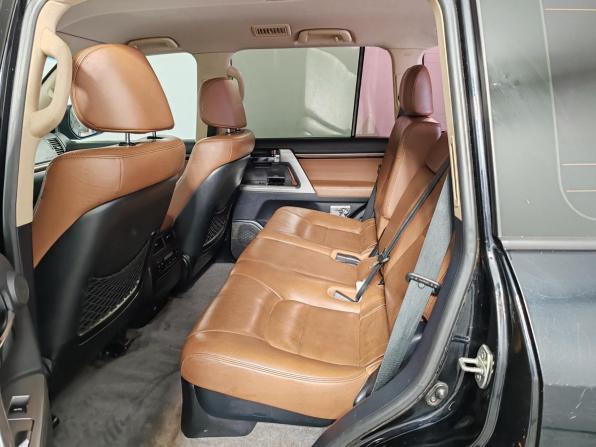 Toyota Land Cruiser 200 Series Рестайлинг 1 с пробегом 2015 года, цена 4 049 000 рублей, 204526 км, внедорожник, Автокод Объявления