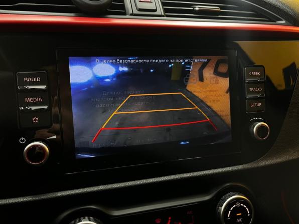 Kia Rio IV Рестайлинг с пробегом 2021 года, цена 1 649 000 рублей, 42456 км, хэтчбек, Автокод Объявления