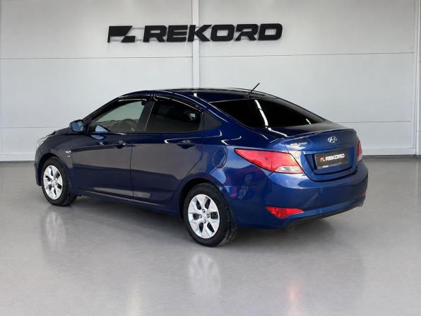 Hyundai Solaris I Рестайлинг с пробегом 2016 года, цена 879 000 рублей, 184992 км, седан, Автокод Объявления