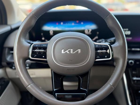 Kia Carnival IV с пробегом 2022 года, цена 3 990 000 рублей, 62742 км, минивэн, Автокод Объявления