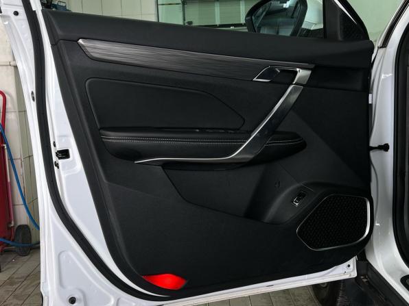 Geely Atlas Pro с пробегом 2023 года, цена 2 249 000 рублей, 61843 км, внедорожник, Автокод Объявления