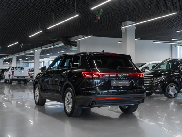Volkswagen Touareg III Рестайлинг с пробегом 2024 года, цена 9 750 000 рублей, 29732 км, внедорожник, Автокод Объявления
