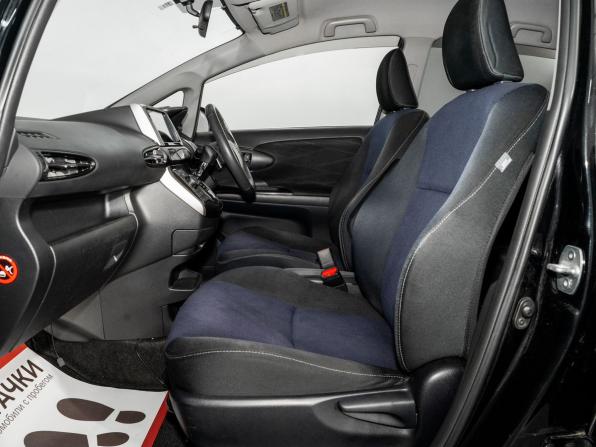 Toyota Wish II Рестайлинг с пробегом 2013 года, цена 1 399 500 рублей, 117341 км, минивэн, Автокод Объявления