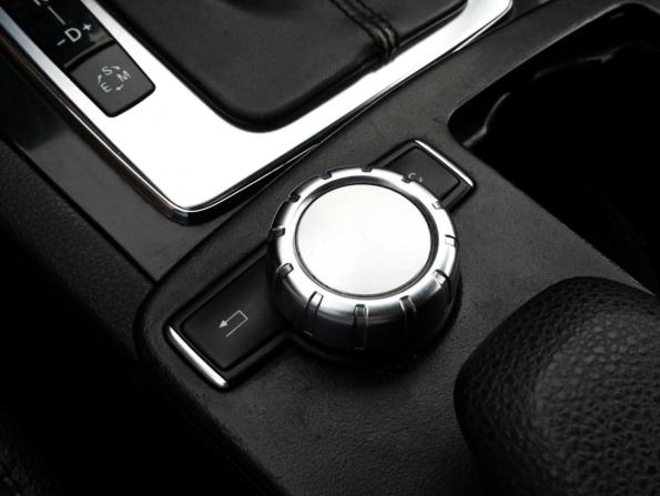 Mercedes-Benz C-Класс III (W204) Рестайлинг с пробегом 2011 года, цена 1 259 000 рублей, 173514 км, седан, Автокод Объявления
