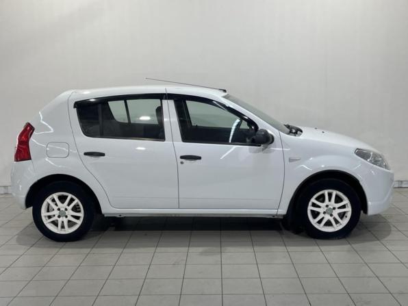 Renault Sandero I с пробегом 2013 года, цена 673 100 рублей, 108707 км, хэтчбек, Автокод Объявления