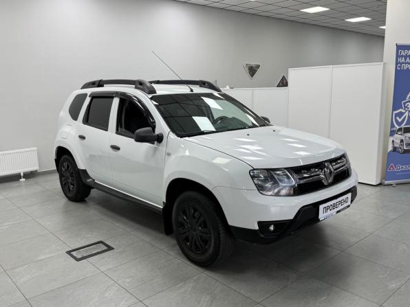 Renault Duster I Рестайлинг с пробегом 2016 года, цена 890 000 рублей, 155000 км, внедорожник, Автокод Объявления
