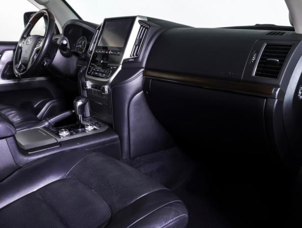 Toyota Land Cruiser 200 Series Рестайлинг 2 с пробегом 2015 года, цена 4 450 000 рублей, 239143 км, внедорожник, Автокод Объявления