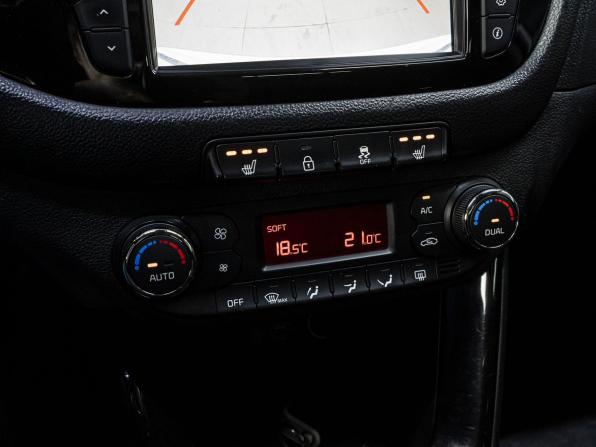 Kia Ceed II Рестайлинг с пробегом 2018 года, цена 1 290 000 рублей, 239600 км, хэтчбек, Автокод Объявления