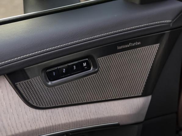 Volvo XC90 II Рестайлинг 2 с пробегом 2025 года, цена 9 490 000 рублей, 957 км, внедорожник, Автокод Объявления