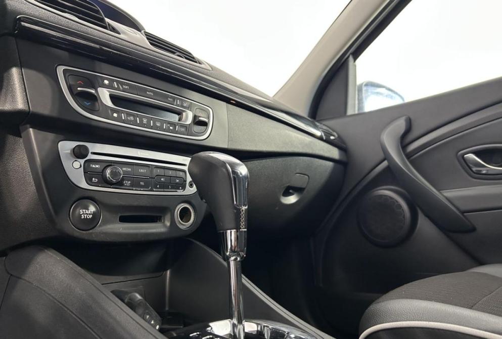 Renault Megane III Рестайлинг Саранск  - изображение 19