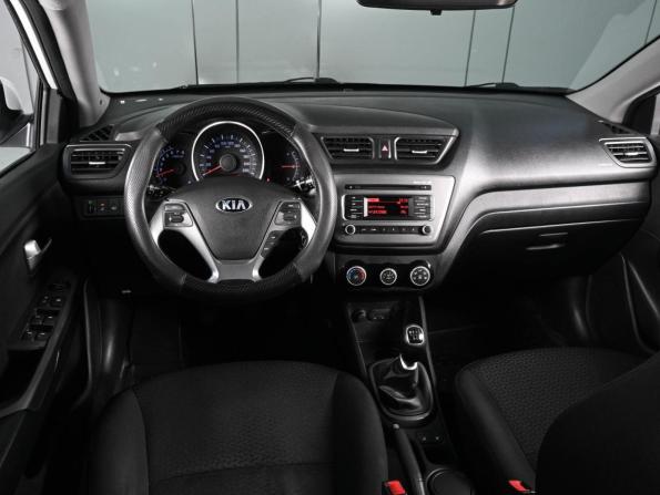 Kia Rio III с пробегом 2015 года, цена 1 059 000 рублей, 190107 км, седан, Автокод Объявления