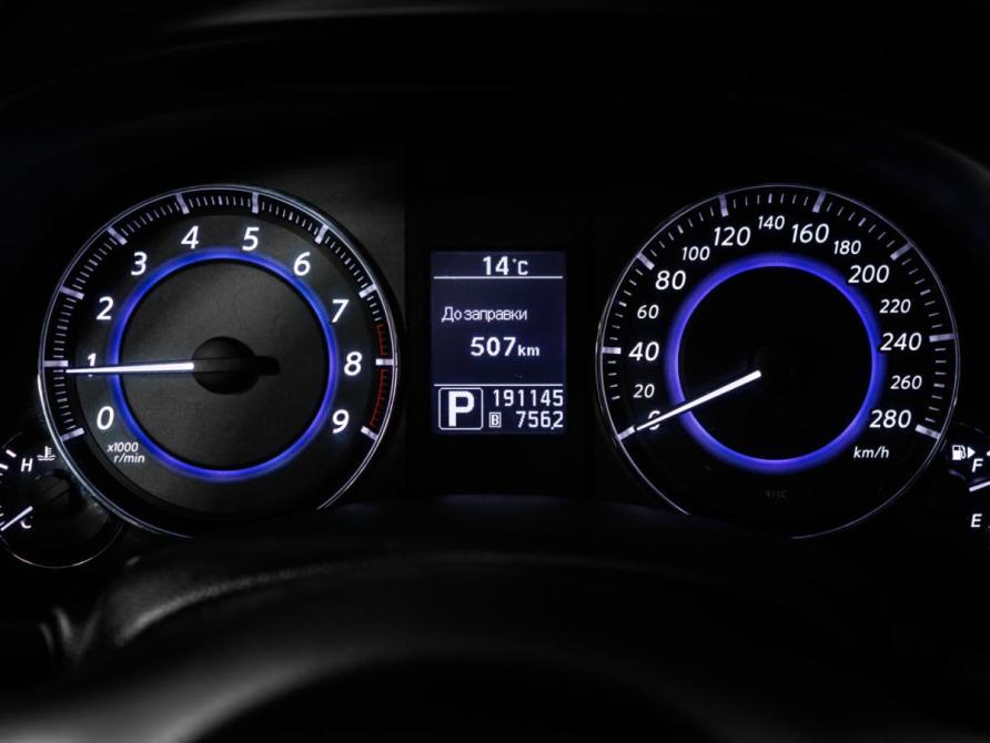 Infiniti QX70 Москва  - изображение 10