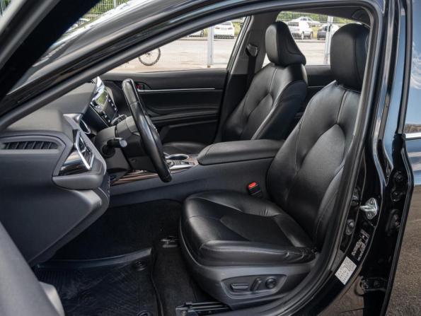 Toyota Camry VIII (XV70) с пробегом 2019 года, цена 2 745 000 рублей, 121041 км, седан, Автокод Объявления