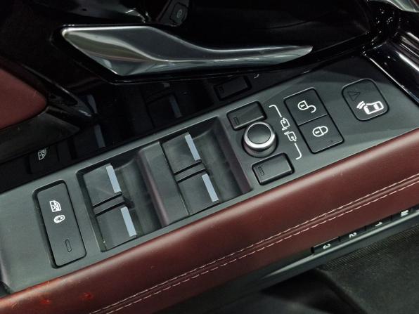 Land Rover Range Rover Evoque II с пробегом 2019 года, цена 3 300 000 рублей, 71642 км, внедорожник, Автокод Объявления