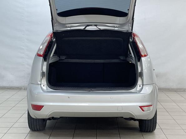 Ford Focus II Рестайлинг с пробегом 2010 года, цена 599 000 рублей, 239711 км, хэтчбек, Автокод Объявления