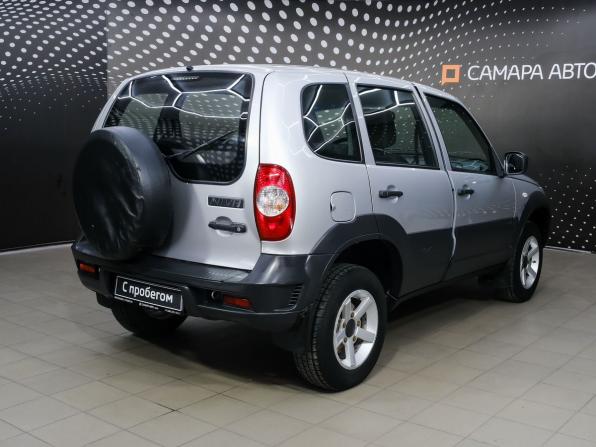 Chevrolet Niva I Рестайлинг с пробегом 2018 года, цена 778 000 рублей, 93070 км, внедорожник, Автокод Объявления