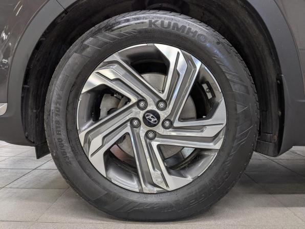 Hyundai Santa Fe IV Рестайлинг с пробегом 2021 года, цена 3 820 000 рублей, 46076 км, внедорожник, Автокод Объявления