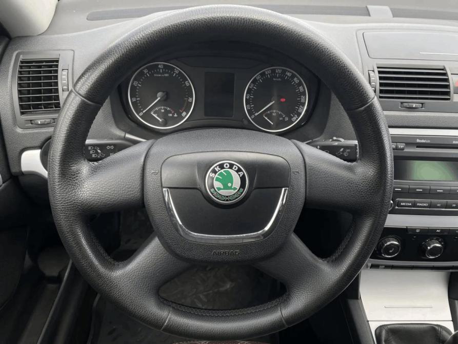 Skoda Octavia II (A5) Рестайлинг Тверь  - изображение 11