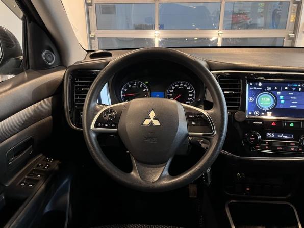 Mitsubishi Outlander III Рестайлинг 2 с пробегом 2017 года, цена 1 780 000 рублей, 169760 км, внедорожник, Автокод Объявления