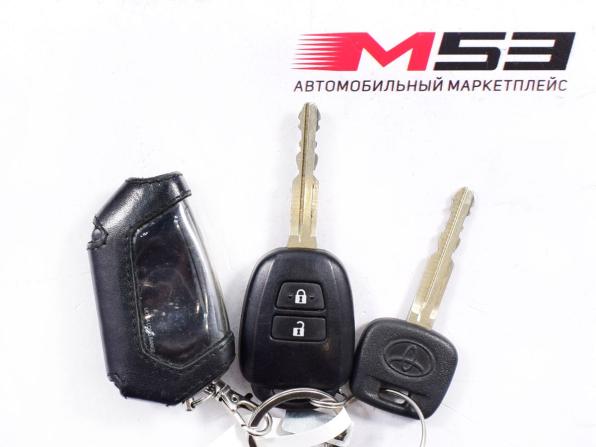 Toyota Sienta II с пробегом 2017 года, цена 1 400 995 рублей, 118584 км, компактвэн, Автокод Объявления