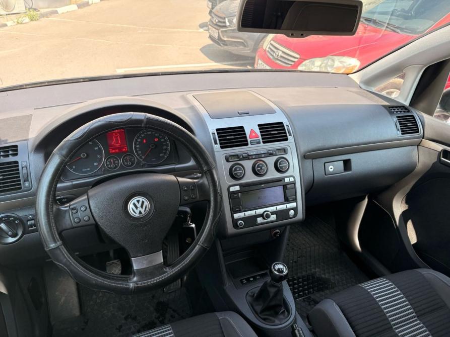 Volkswagen Touran I Рестайлинг Ростов-на-Дону  - изображение 11