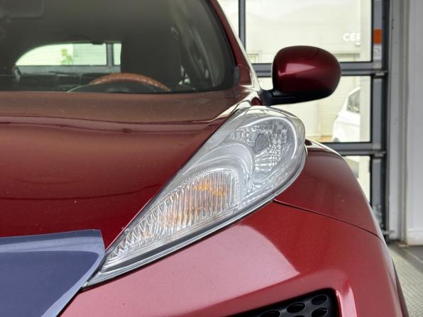 Nissan Juke I с пробегом 2013 года, цена 850 000 рублей, 233407 км, внедорожник, Автокод Объявления