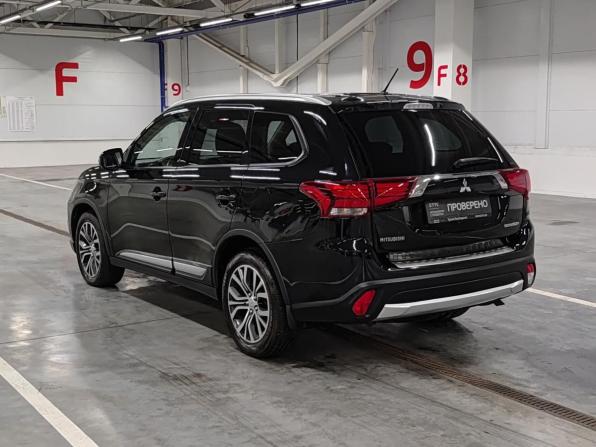 Mitsubishi Outlander III Рестайлинг 2 с пробегом 2015 года, цена 1 550 000 рублей, 188210 км, внедорожник, Автокод Объявления