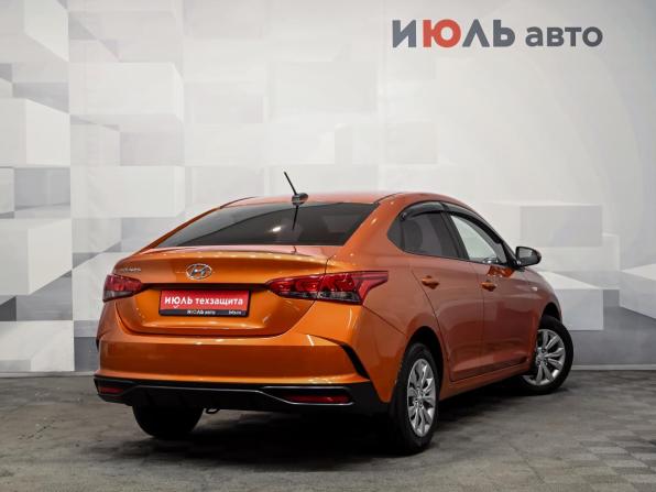 Hyundai Solaris II Рестайлинг с пробегом 2022 года, цена 1 830 000 рублей, 49232 км, седан, Автокод Объявления