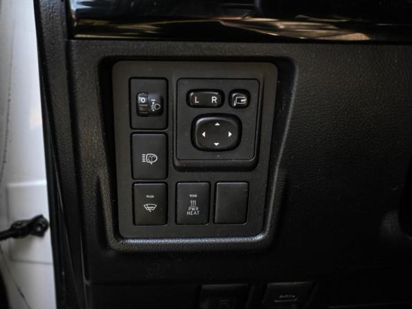 Toyota Land Cruiser Prado 150 Series с пробегом 2013 года, цена 3 189 000 рублей, 203462 км, внедорожник, Автокод Объявления