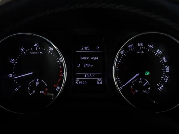 Skoda Yeti I Рестайлинг с пробегом 2015 года, цена 1 499 000 рублей, 53527 км, внедорожник, Автокод Объявления