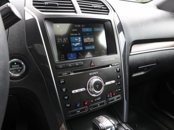 Ford Explorer V Рестайлинг с пробегом 2018 года, цена 2 571 000 рублей, 174777 км, внедорожник, Автокод Объявления