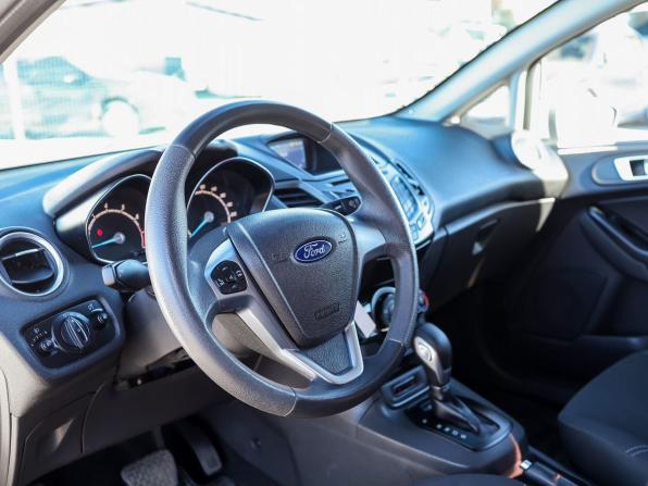 Ford Fiesta Mk6 Рестайлинг с пробегом 2015 года, цена 799 000 рублей, 80798 км, седан, Автокод Объявления