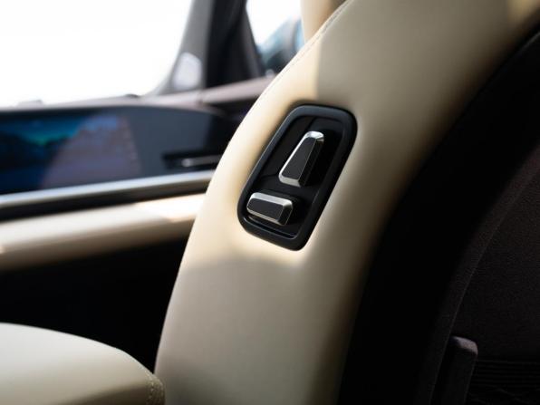 Geely Monjaro I Рестайлинг с пробегом 2025 года, цена 3 898 000 рублей, 12130 км, внедорожник, Автокод Объявления