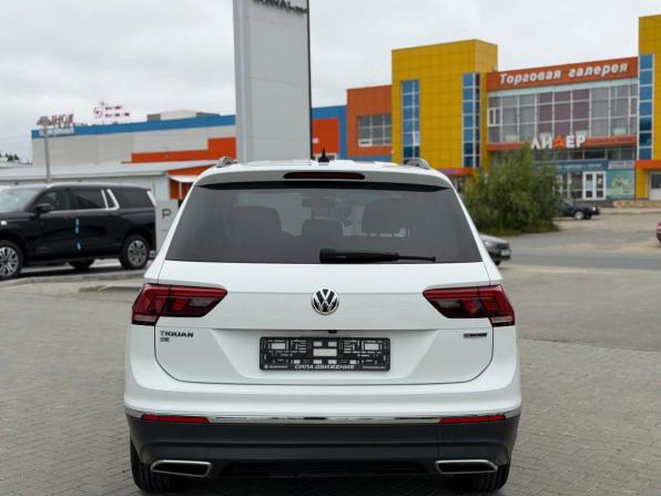 Volkswagen Tiguan II с пробегом 2020 года, цена 2 750 000 рублей, 85307 км, внедорожник, Автокод Объявления
