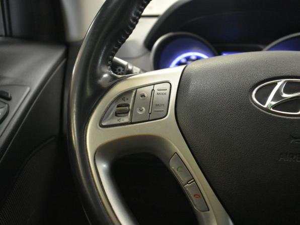 Hyundai ix35 I с пробегом 2013 года, цена 1 229 000 рублей, 228363 км, внедорожник, Автокод Объявления