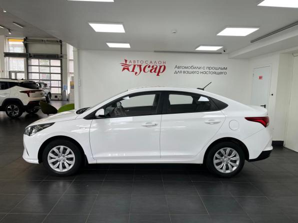 Hyundai Solaris II Рестайлинг с пробегом 2021 года, цена 1 598 000 рублей, 71472 км, седан, Автокод Объявления