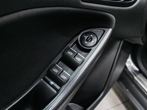 Ford Focus III с пробегом 2015 года, цена 849 000 рублей, 143187 км, хэтчбек, Автокод Объявления
