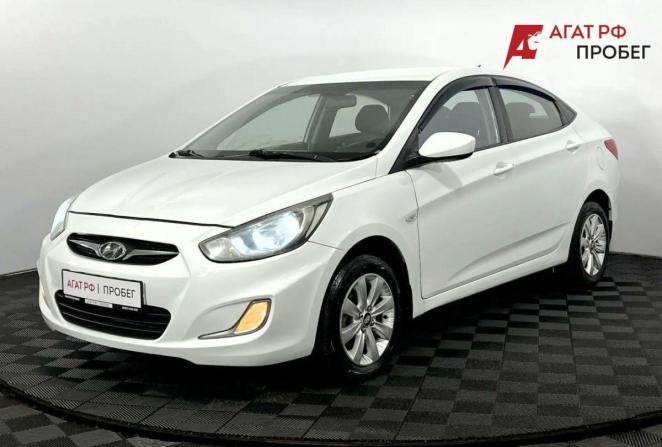 Hyundai Solaris I с пробегом 2013 года, цена 715 000 рублей, 202067 км, седан, Автокод Объявления
