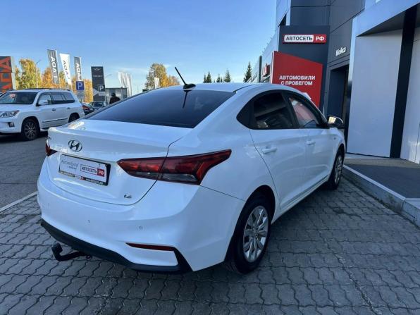 Hyundai Solaris II с пробегом 2017 года, цена 1 155 762 рубля, 80000 км, седан, Автокод Объявления