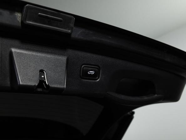 Hyundai Tucson IV с пробегом 2022 года, цена 3 073 908 рублей, 151841 км, внедорожник, Автокод Объявления