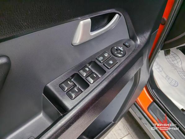 Kia Sportage III с пробегом 2011 года, цена 1 098 000 рублей, 152000 км, внедорожник, Автокод Объявления