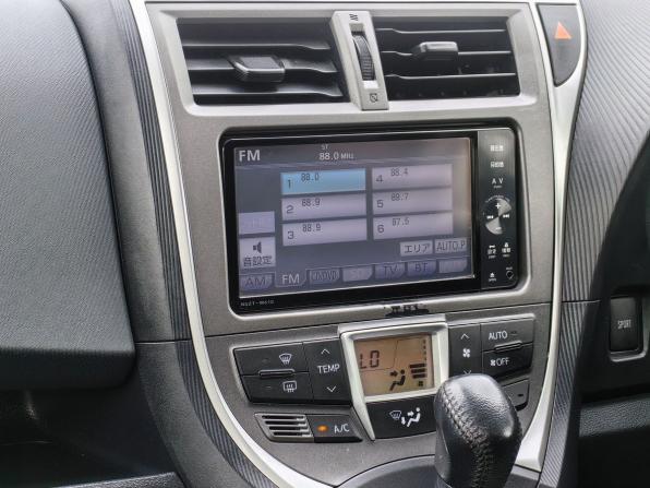 Toyota Ractis II с пробегом 2012 года, цена 859 000 рублей, 161942 км, хэтчбек, Автокод Объявления