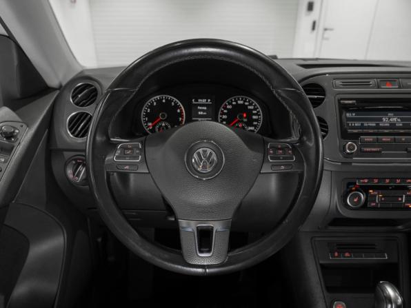 Volkswagen Tiguan I Рестайлинг с пробегом 2013 года, цена 1 495 000 рублей, 72017 км, внедорожник, Автокод Объявления
