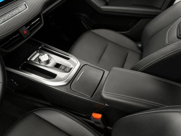 Haval Jolion I Рестайлинг с пробегом 2024 года, цена 2 230 000 рублей, 29410 км, внедорожник, Автокод Объявления