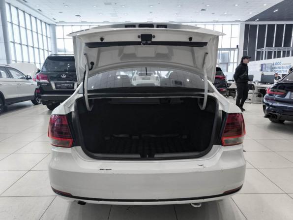 Volkswagen Polo V Рестайлинг с пробегом 2017 года, цена 850 000 рублей, 225837 км, седан, Автокод Объявления