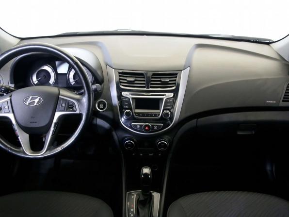 Hyundai Solaris I Рестайлинг с пробегом 2015 года, цена 990 000 рублей, 64394 км, седан, Автокод Объявления