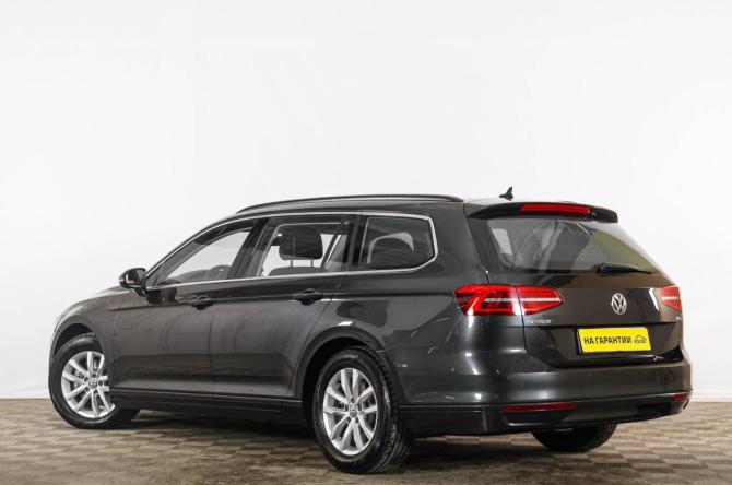 Volkswagen Passat B8 с пробегом 2017 года, цена 1 619 000 рублей, 282000 км, универсал, Автокод Объявления